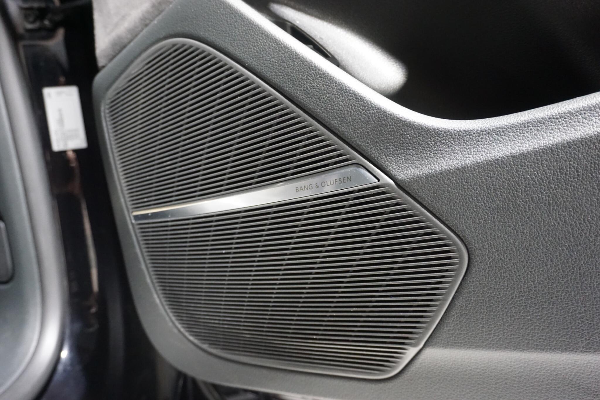 Audi Q8 3.0 TDI V6 50 S line SUV 5dr Diesel Tiptronic quattro Euro 6 (s/s) (286 ps)